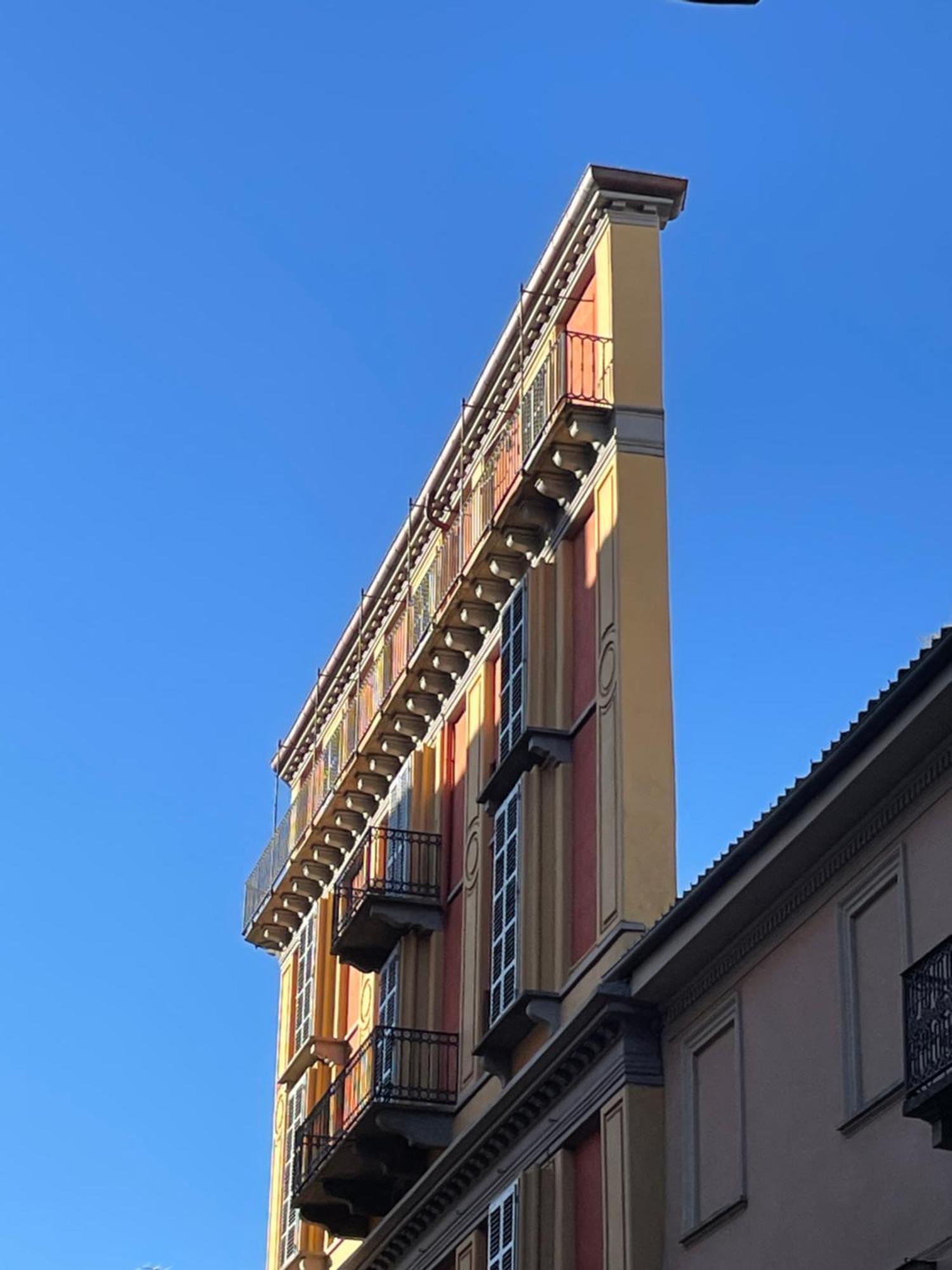 Campus Apartment Turin Bagian luar foto